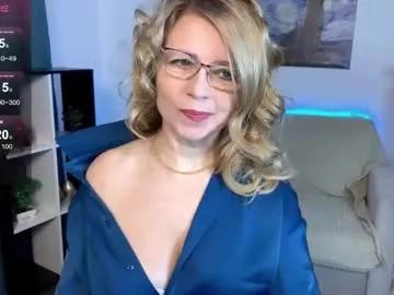Girls: Stay up-to-date with the new immersive cumshows range and check-out the cutest escorts exhibit their wet clitoris and sweet physiques as they strip off and climax.