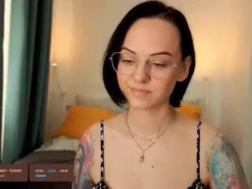 Girls: Stay up-to-date with the new immersive cumshows range and check-out the cutest escorts exhibit their wet clitoris and sweet physiques as they strip off and climax.