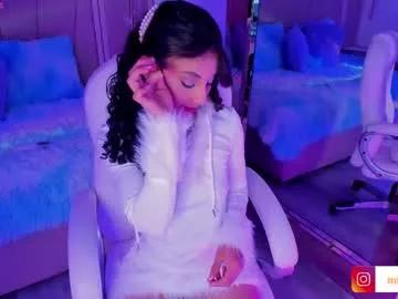 Girls: Stay up-to-date with the new immersive cumshows range and check-out the cutest escorts exhibit their wet clitoris and sweet physiques as they strip off and climax.