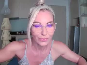 Girls: Stay up-to-date with the new immersive cumshows range and check-out the cutest escorts exhibit their wet clitoris and sweet physiques as they strip off and climax.