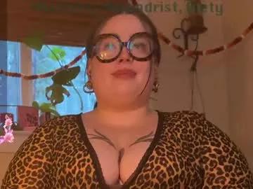 Girls: Stay up-to-date with the new immersive cumshows range and check-out the cutest escorts exhibit their wet clitoris and sweet physiques as they strip off and climax.
