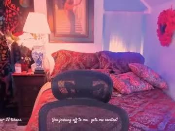 Girls: Stay up-to-date with the new immersive cumshows range and check-out the cutest escorts exhibit their wet clitoris and sweet physiques as they strip off and climax.