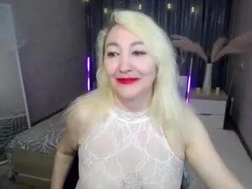 Girls: Stay up-to-date with the new immersive cumshows range and check-out the cutest escorts exhibit their wet clitoris and sweet physiques as they strip off and climax.