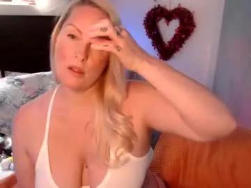 Girls: Stay up-to-date with the new immersive cumshows range and check-out the cutest escorts exhibit their wet clitoris and sweet physiques as they strip off and climax.