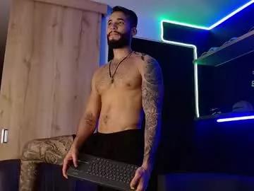 Girls: Stay up-to-date with the new immersive cumshows range and check-out the cutest escorts exhibit their wet clitoris and sweet physiques as they strip off and climax.