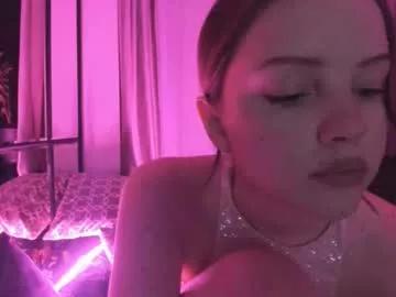 Girls: Stay up-to-date with the new immersive cumshows range and check-out the cutest escorts exhibit their wet clitoris and sweet physiques as they strip off and climax.