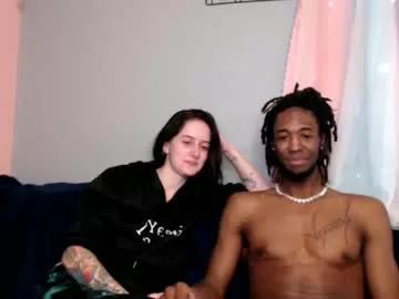 Get enchanted by the vitality and moves of our squirting, brunette and solo webcams. With their steamy costumes and masturbating shows, our gay-couples and nonude cam models are a sight to behold.