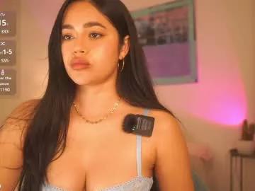 Get enchanted by the vitality and moves of our squirting, brunette and solo webcams. With their steamy costumes and masturbating shows, our gay-couples and nonude cam models are a sight to behold.