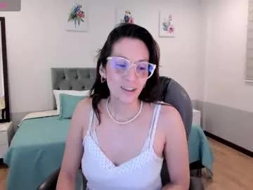 Girls: Stay up-to-date with the new immersive cumshows range and check-out the cutest escorts exhibit their wet clitoris and sweet physiques as they strip off and climax.
