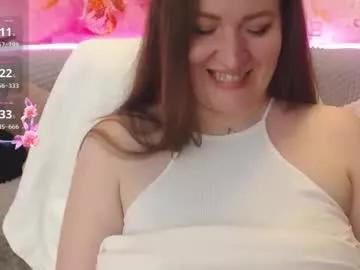 Girls: Stay up-to-date with the new immersive cumshows range and check-out the cutest escorts exhibit their wet clitoris and sweet physiques as they strip off and climax.