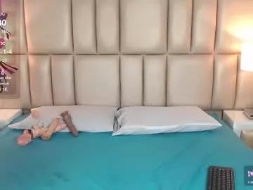 Girls: Stay up-to-date with the new immersive cumshows range and check-out the cutest escorts exhibit their wet clitoris and sweet physiques as they strip off and climax.