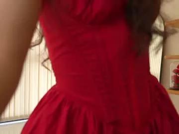 Get enchanted by the vitality and moves of our squirting, brunette and solo webcams. With their steamy costumes and masturbating shows, our gay-couples and nonude cam models are a sight to behold.
