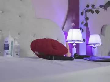 Girls: Stay up-to-date with the new immersive cumshows range and check-out the cutest escorts exhibit their wet clitoris and sweet physiques as they strip off and climax.