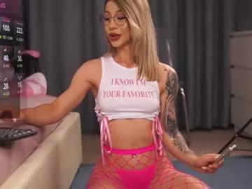 nyrobinova from Chaturbate is Freechat
