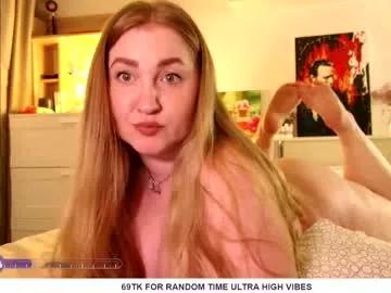 Girls: Stay up-to-date with the new immersive cumshows range and check-out the cutest escorts exhibit their wet clitoris and sweet physiques as they strip off and climax.