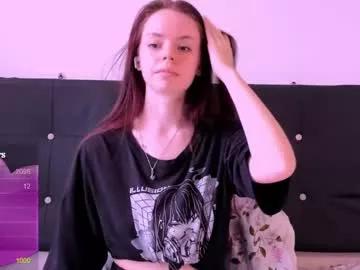 Girls: Stay up-to-date with the new immersive cumshows range and check-out the cutest escorts exhibit their wet clitoris and sweet physiques as they strip off and climax.