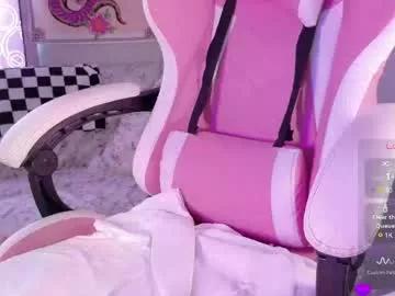 Girls: Stay up-to-date with the new immersive cumshows range and check-out the cutest escorts exhibit their wet clitoris and sweet physiques as they strip off and climax.