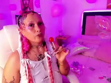 Girls: Stay up-to-date with the new immersive cumshows range and check-out the cutest escorts exhibit their wet clitoris and sweet physiques as they strip off and climax.