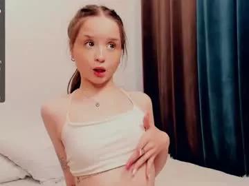 Girls: Stay up-to-date with the new immersive cumshows range and check-out the cutest escorts exhibit their wet clitoris and sweet physiques as they strip off and climax.