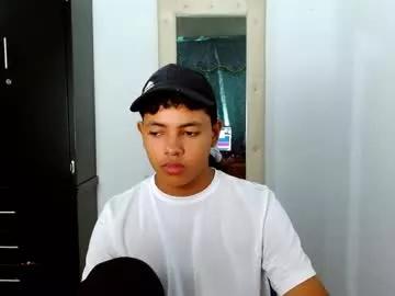 pretty_anonimuszzx from Chaturbate is Freechat