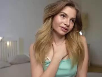 Girls: Stay up-to-date with the new immersive cumshows range and check-out the cutest escorts exhibit their wet clitoris and sweet physiques as they strip off and climax.