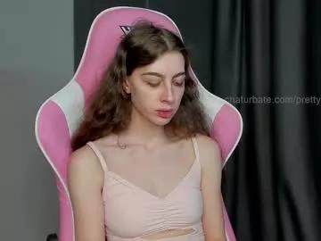 Girls: Stay up-to-date with the new immersive cumshows range and check-out the cutest escorts exhibit their wet clitoris and sweet physiques as they strip off and climax.