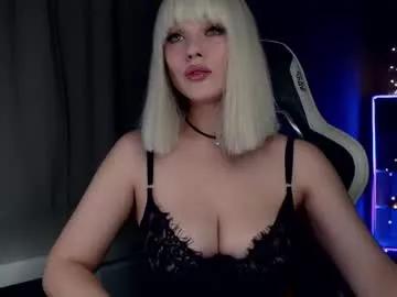 Girls: Stay up-to-date with the new immersive cumshows range and check-out the cutest escorts exhibit their wet clitoris and sweet physiques as they strip off and climax.