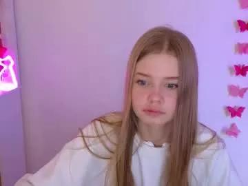 riinaaa from Chaturbate