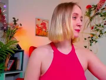 Girls: Stay up-to-date with the new immersive cumshows range and check-out the cutest escorts exhibit their wet clitoris and sweet physiques as they strip off and climax.