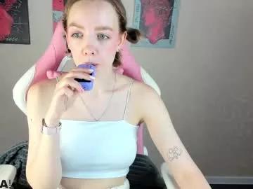 Girls: Stay up-to-date with the new immersive cumshows range and check-out the cutest escorts exhibit their wet clitoris and sweet physiques as they strip off and climax.