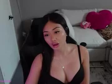 Girls: Stay up-to-date with the new immersive cumshows range and check-out the cutest escorts exhibit their wet clitoris and sweet physiques as they strip off and climax.