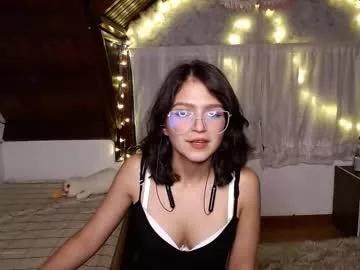 Girls: Stay up-to-date with the new immersive cumshows range and check-out the cutest escorts exhibit their wet clitoris and sweet physiques as they strip off and climax.