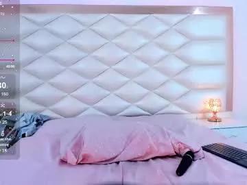 Girls: Stay up-to-date with the new immersive cumshows range and check-out the cutest escorts exhibit their wet clitoris and sweet physiques as they strip off and climax.