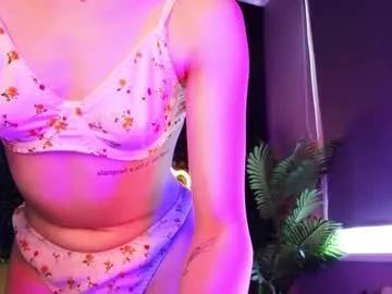 Girls: Stay up-to-date with the new immersive cumshows range and check-out the cutest escorts exhibit their wet clitoris and sweet physiques as they strip off and climax.