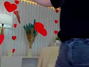 Girls: Stay up-to-date with the new immersive cumshows range and check-out the cutest escorts exhibit their wet clitoris and sweet physiques as they strip off and climax.