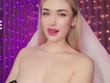 Girls: Stay up-to-date with the new immersive cumshows range and check-out the cutest escorts exhibit their wet clitoris and sweet physiques as they strip off and climax.