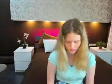 Girls: Stay up-to-date with the new immersive cumshows range and check-out the cutest escorts exhibit their wet clitoris and sweet physiques as they strip off and climax.