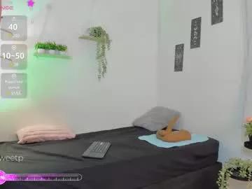 Girls: Stay up-to-date with the new immersive cumshows range and check-out the cutest escorts exhibit their wet clitoris and sweet physiques as they strip off and climax.