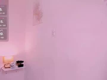 Girls: Stay up-to-date with the new immersive cumshows range and check-out the cutest escorts exhibit their wet clitoris and sweet physiques as they strip off and climax.