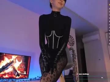 Girls: Stay up-to-date with the new immersive cumshows range and check-out the cutest escorts exhibit their wet clitoris and sweet physiques as they strip off and climax.
