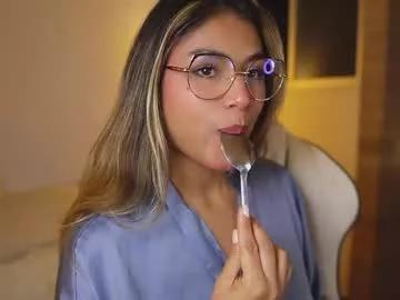 Girls: Stay up-to-date with the new immersive cumshows range and check-out the cutest escorts exhibit their wet clitoris and sweet physiques as they strip off and climax.