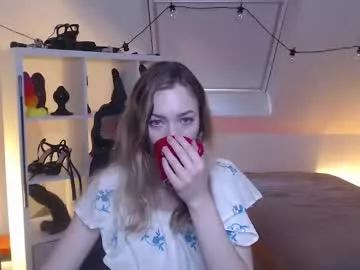 Girls: Stay up-to-date with the new immersive cumshows range and check-out the cutest escorts exhibit their wet clitoris and sweet physiques as they strip off and climax.