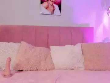 Girls: Stay up-to-date with the new immersive cumshows range and check-out the cutest escorts exhibit their wet clitoris and sweet physiques as they strip off and climax.