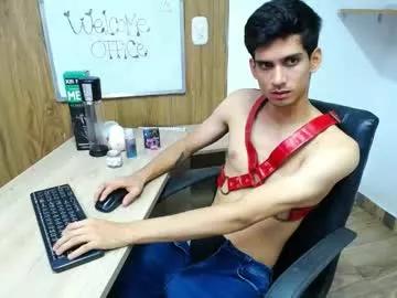Girls: Stay up-to-date with the new immersive cumshows range and check-out the cutest escorts exhibit their wet clitoris and sweet physiques as they strip off and climax.