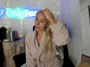 Girls: Stay up-to-date with the new immersive cumshows range and check-out the cutest escorts exhibit their wet clitoris and sweet physiques as they strip off and climax.
