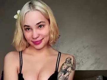 Girls: Stay up-to-date with the new immersive cumshows range and check-out the cutest escorts exhibit their wet clitoris and sweet physiques as they strip off and climax.