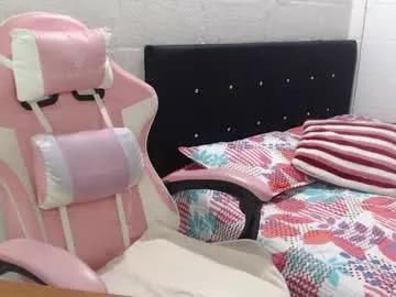 Girls: Stay up-to-date with the new immersive cumshows range and check-out the cutest escorts exhibit their wet clitoris and sweet physiques as they strip off and climax.