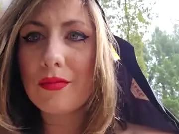 Girls: Stay up-to-date with the new immersive cumshows range and check-out the cutest escorts exhibit their wet clitoris and sweet physiques as they strip off and climax.