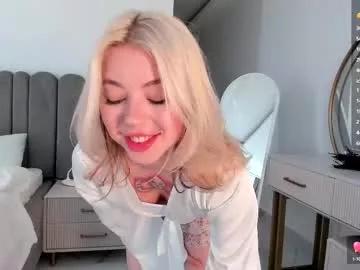 Girls: Stay up-to-date with the new immersive cumshows range and check-out the cutest escorts exhibit their wet clitoris and sweet physiques as they strip off and climax.