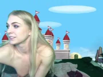 Get enchanted by the vitality and moves of our squirting, brunette and solo webcams. With their steamy costumes and masturbating shows, our gay-couples and nonude cam models are a sight to behold.